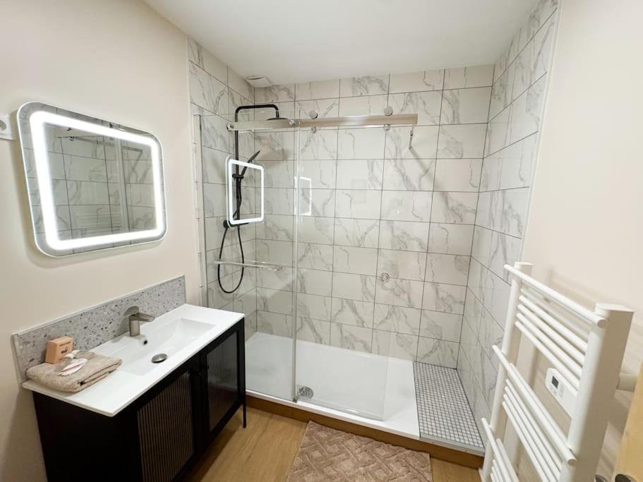 Appartement L'oeil Du Photographe - Galerie - Idealement Situe Boulogne-sur-Mer